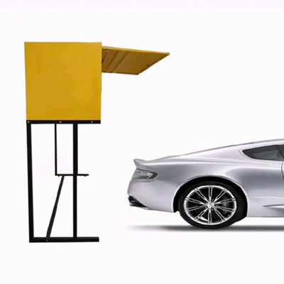 Mobilia moderna dei gabinetti di stoccaggio del garage del metallo sopra il Governo di parcheggio dell'automobile